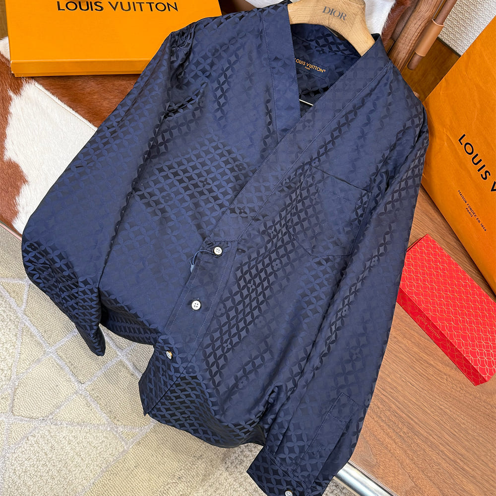 LV UNISEX SHIRT(size:S|M|L|XL)