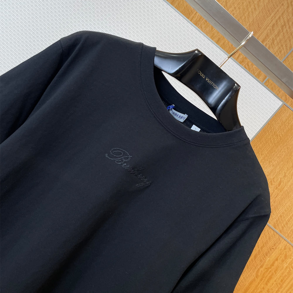 Bv*b*rry UNISEX SHIRT(size:S|M|L|XL)