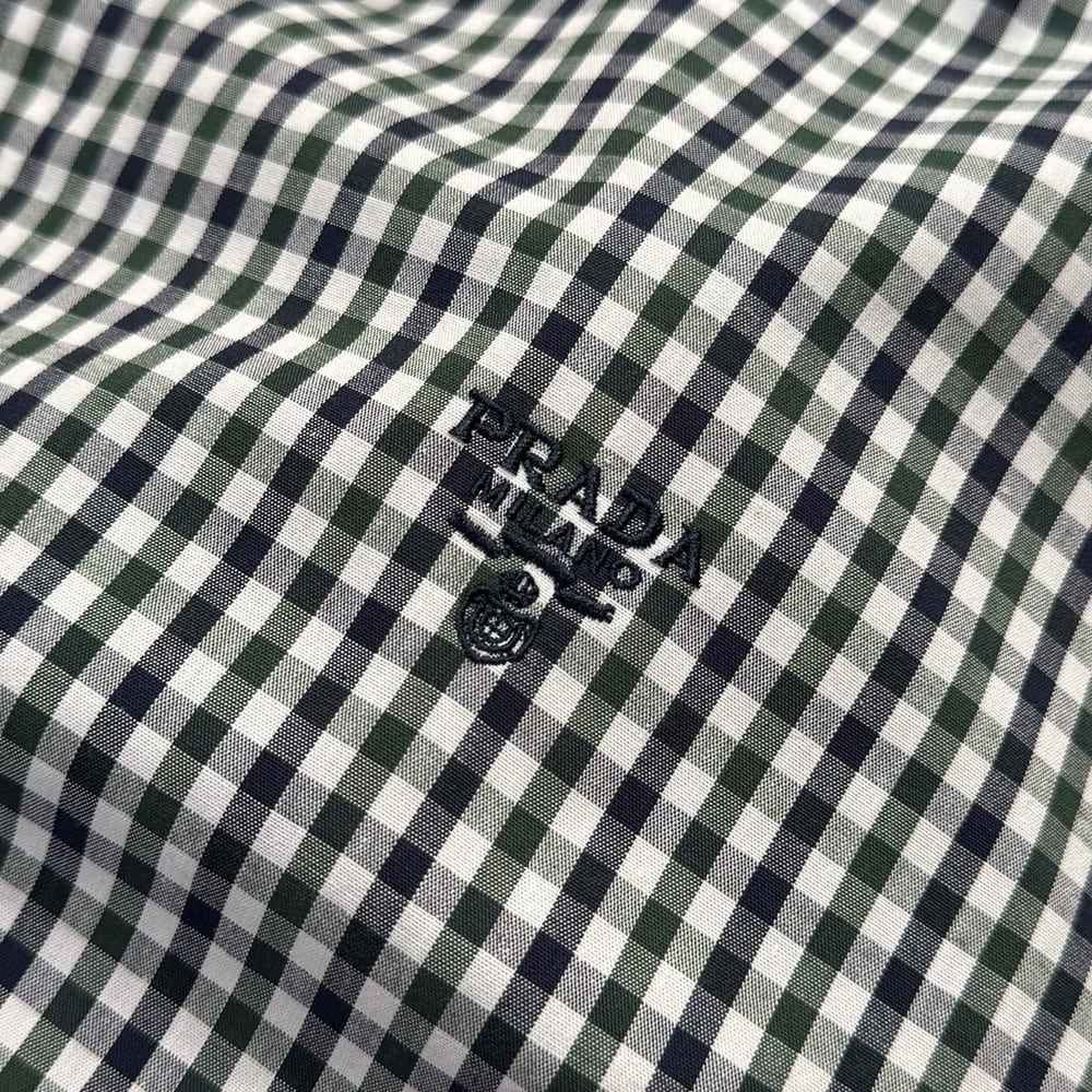 Pra*a UNISEX SHIRT(size:S|M|L|XL)