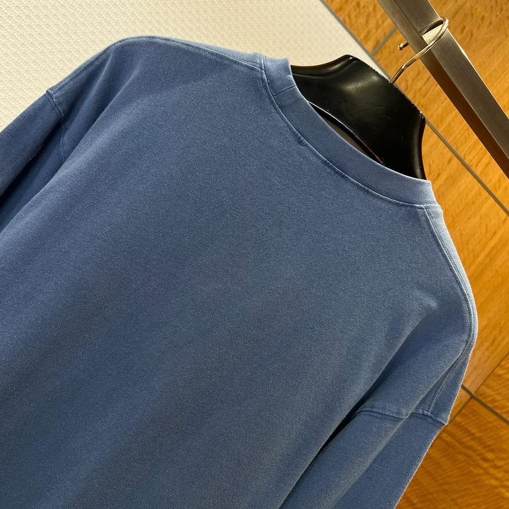 Pra*a UNISEX SHIRT(size:S|M|L)