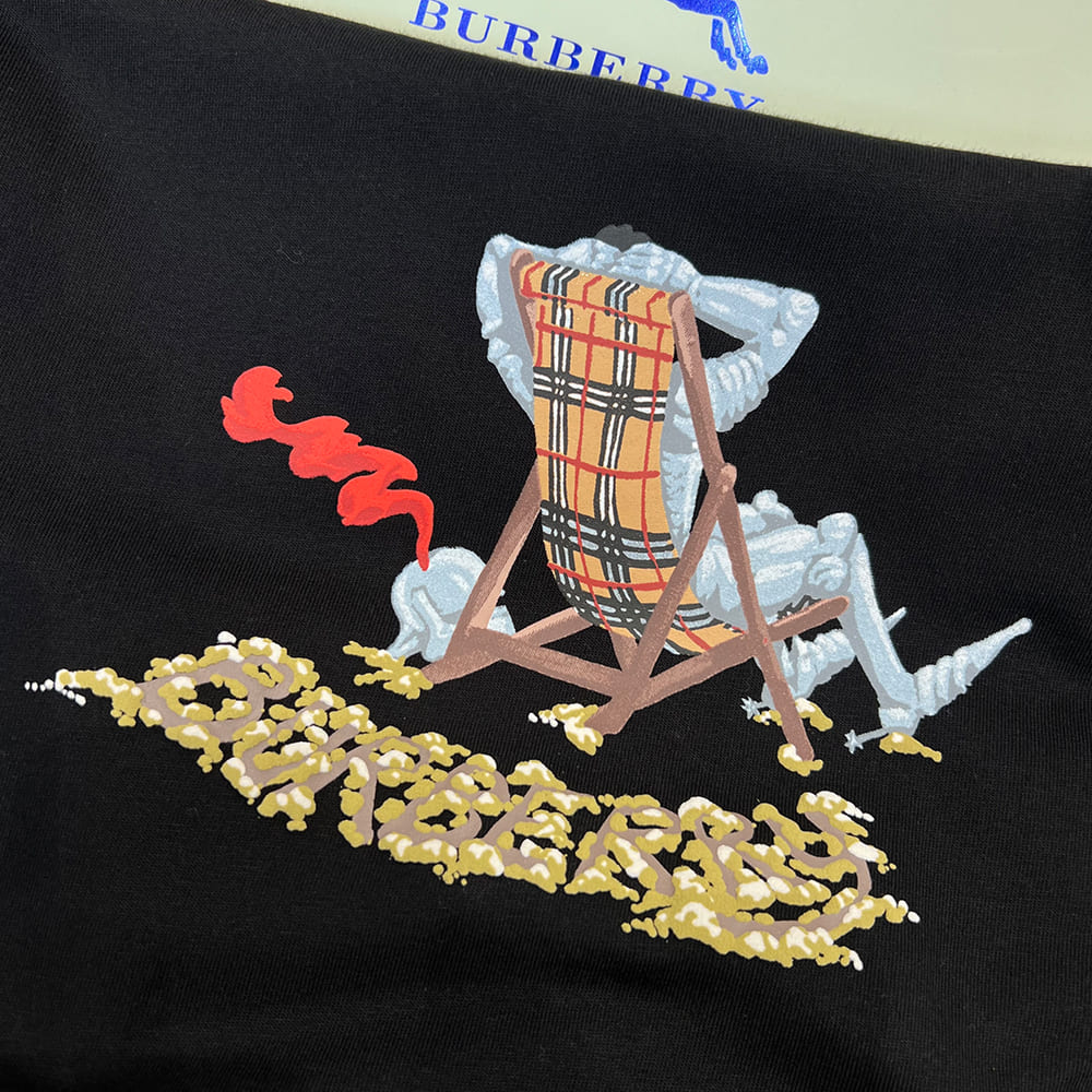 Bv*b*rry UNISEX SHIRT(size:XS|S|M|L)