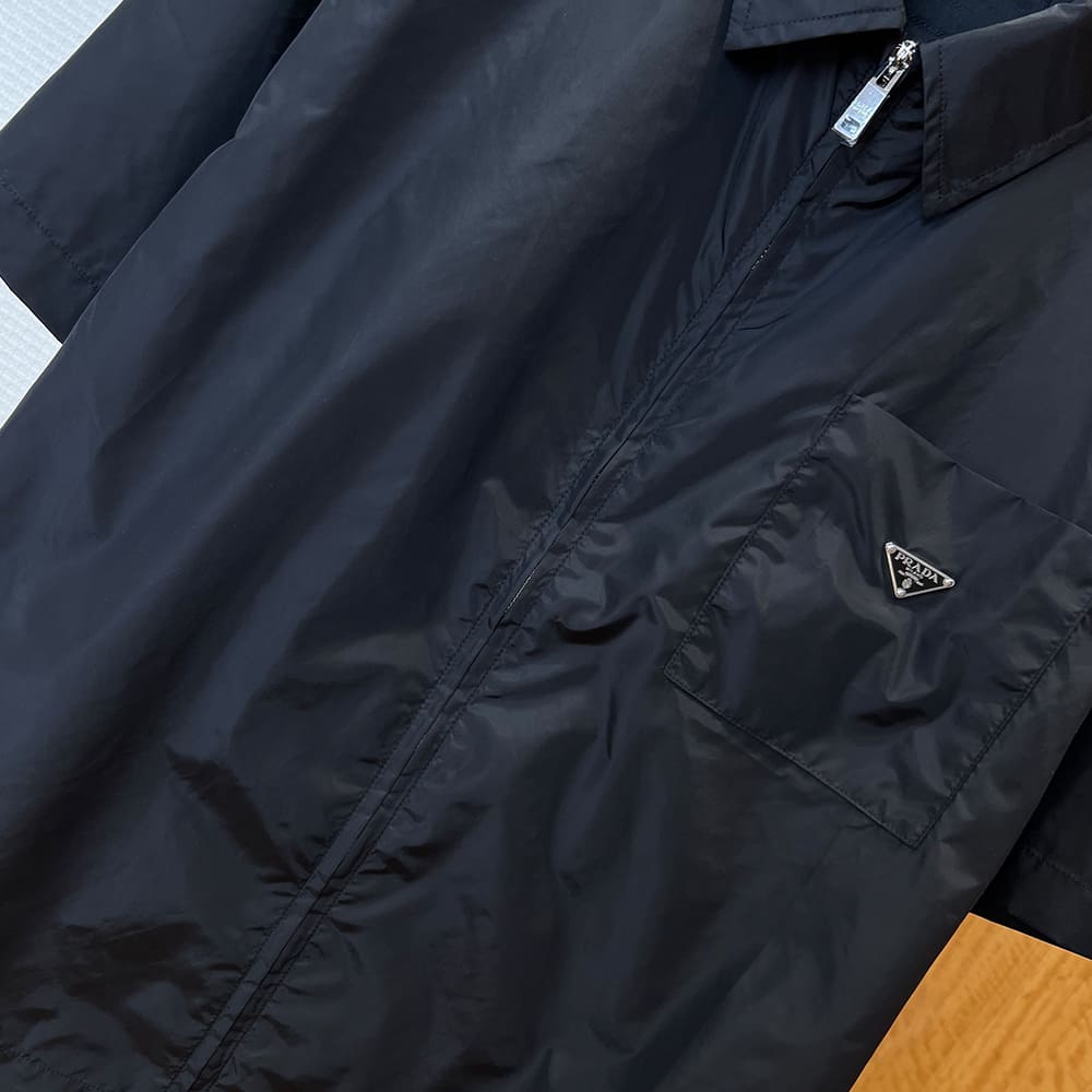 Pra*a UNISEX SHIRT(size:S|M|L)