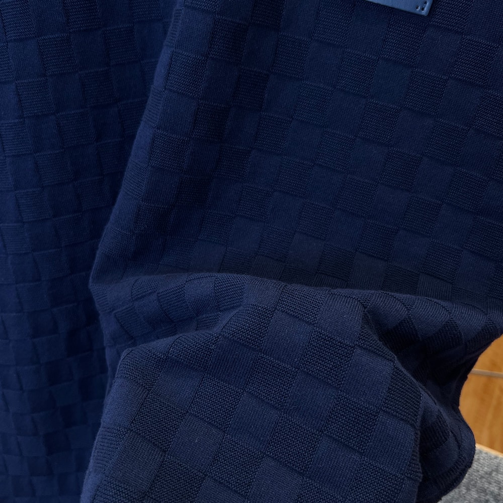 LV UNISEX SHIRT(size:S|M|L|XL)