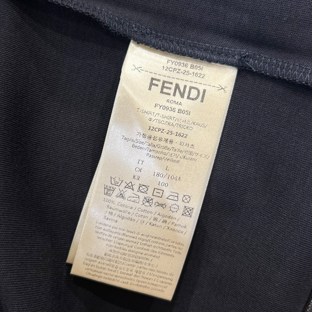 F**di UNISEX SHIRT(size:S|M|L)