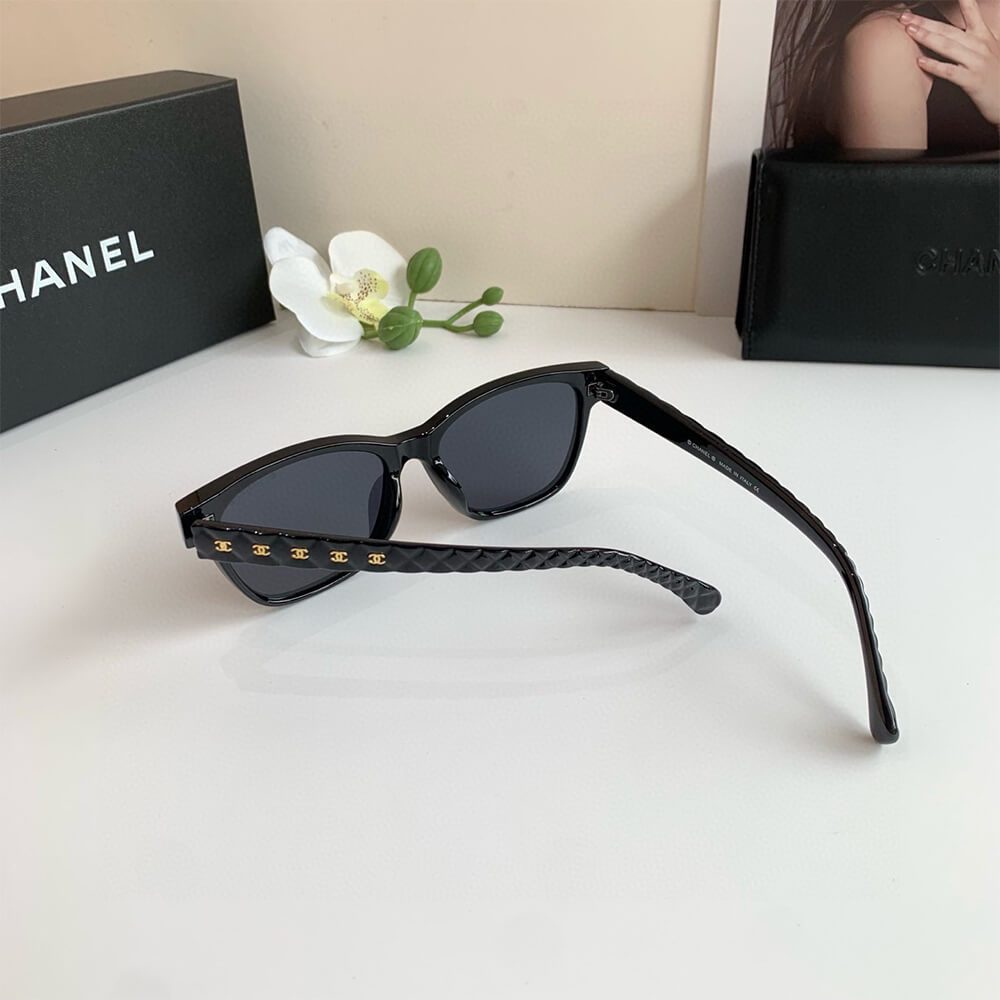 Ch**el SUNGLASSES