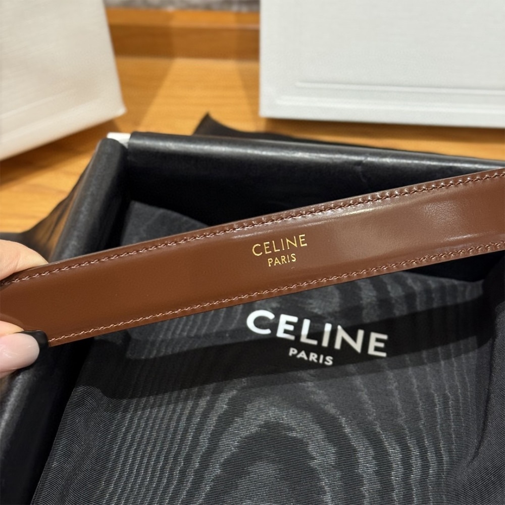 ce1i*e u1u1enne belt 25mm in taurillon leather