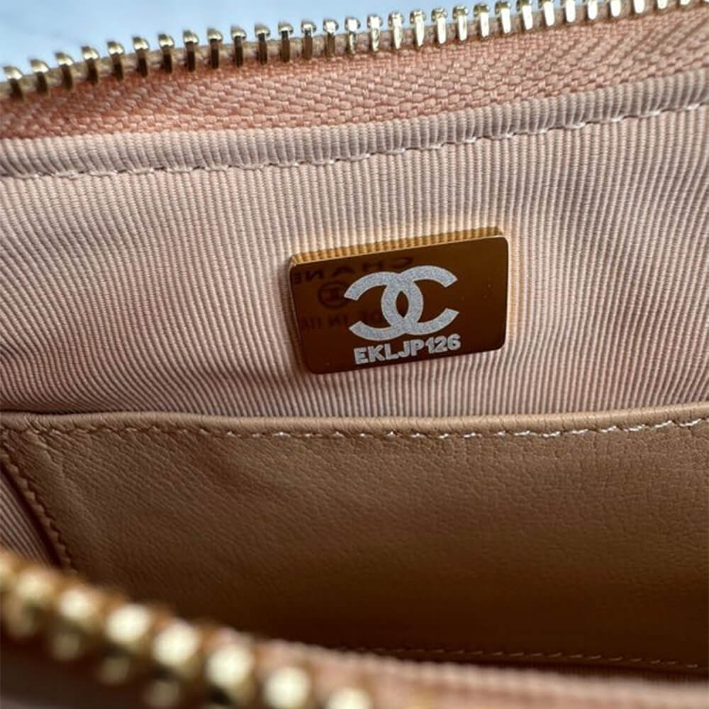 Ch**el 19 chain bag