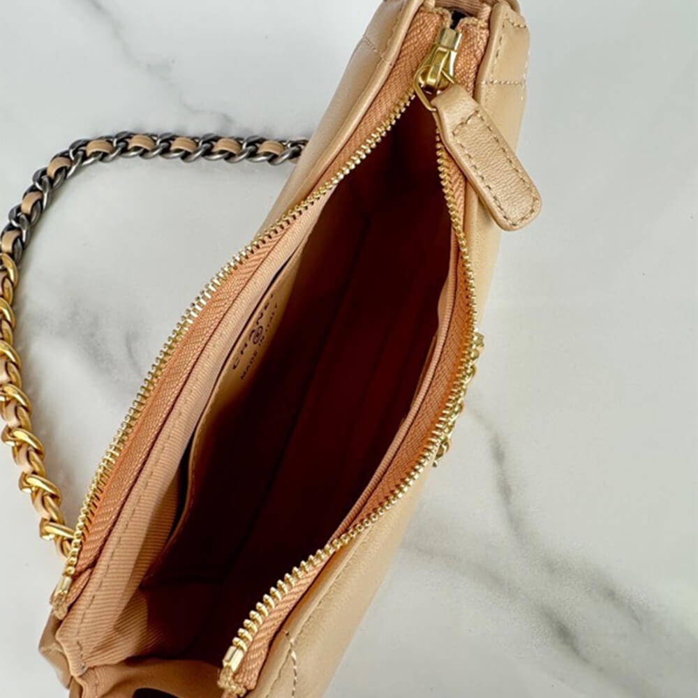Ch**el 19 chain bag