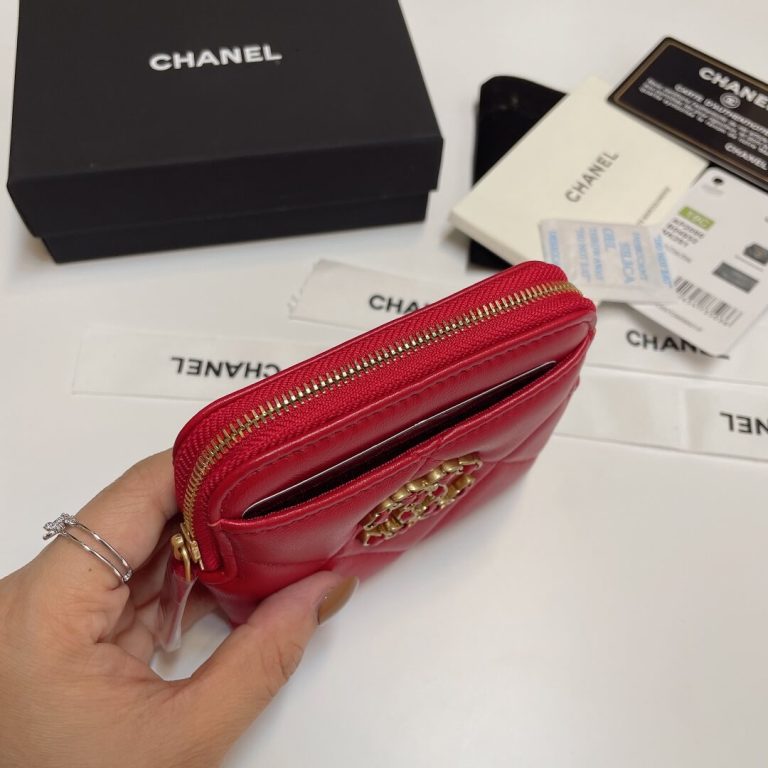 Ch**el 19 Zipper Coin Wallet