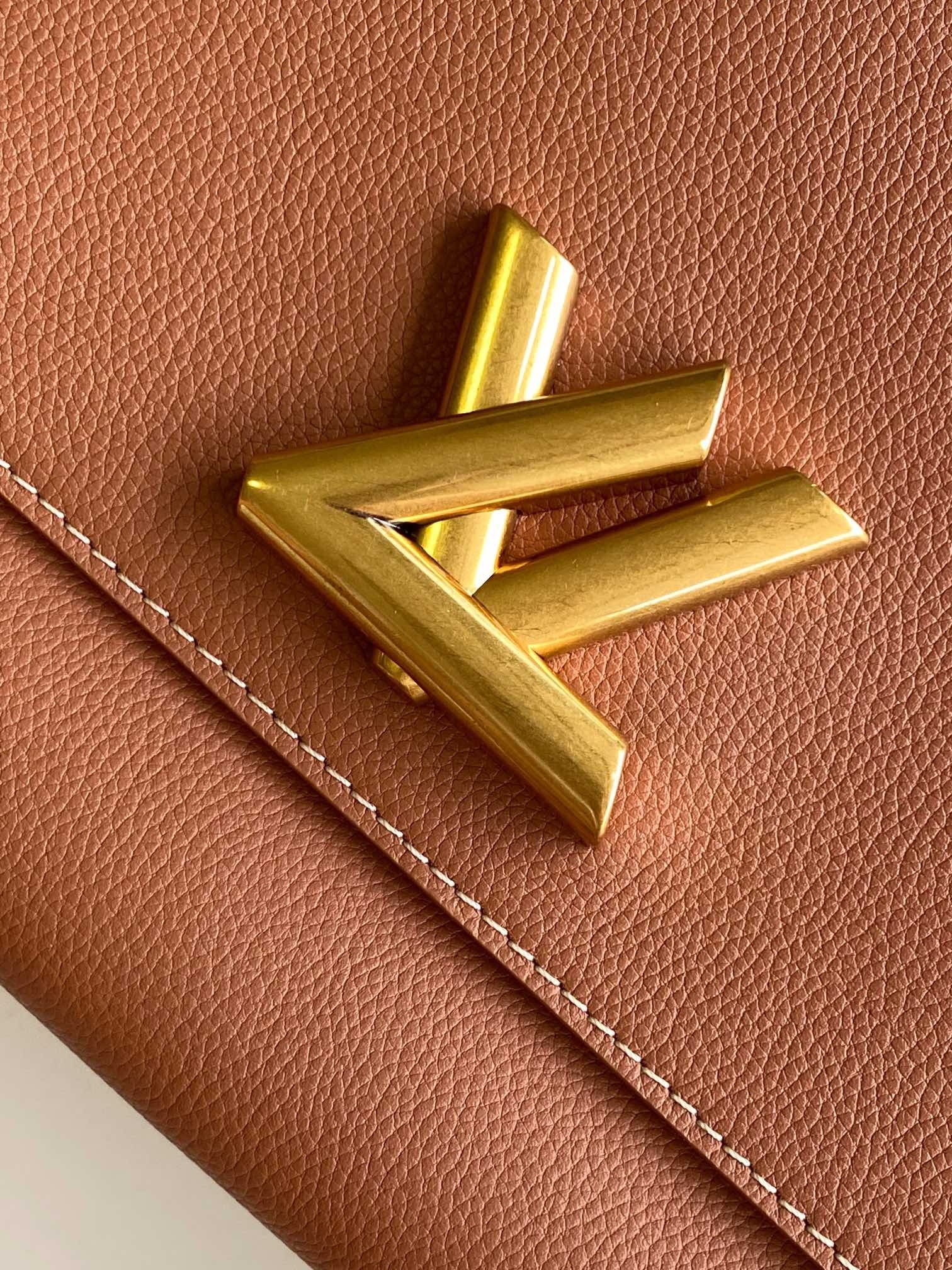 LV Soft Twist
