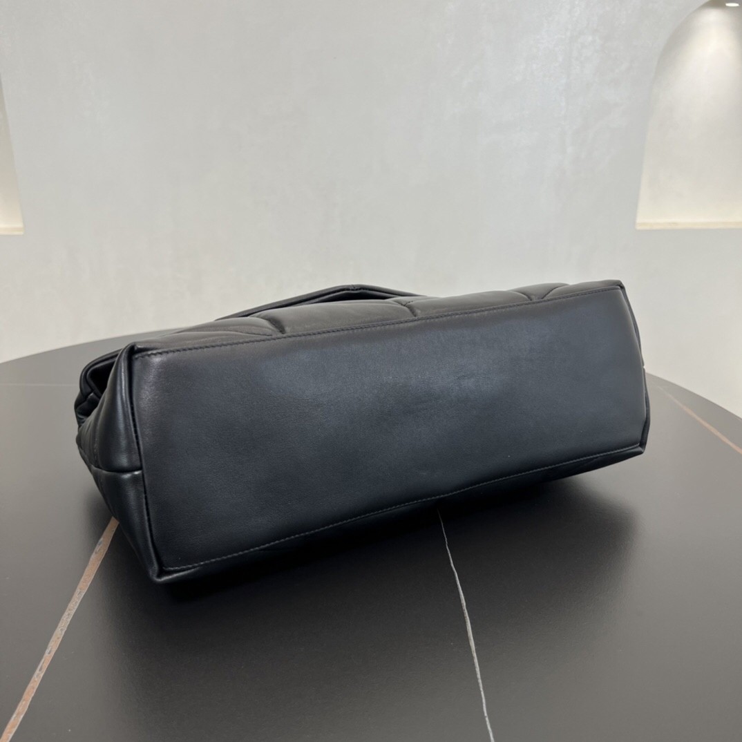 Y51 puffer medium in nappa leather
