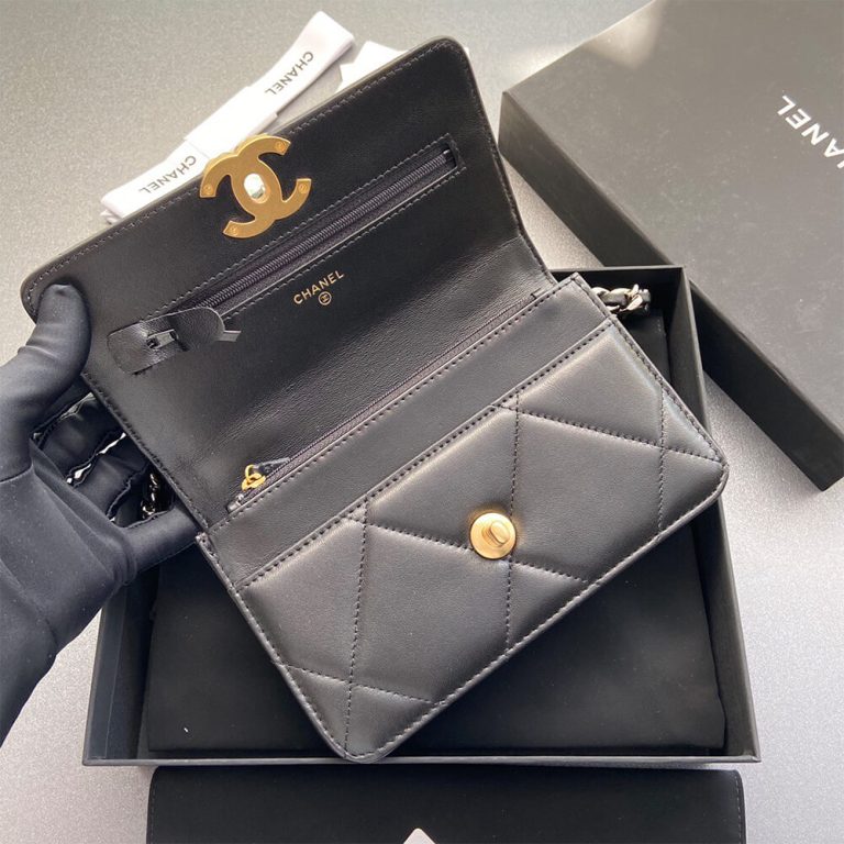 Ch**el 19 Wallet on Chain(high-end grade)