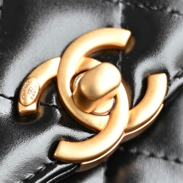 Ch**el Classic Wallet On Chain(high-end grade)